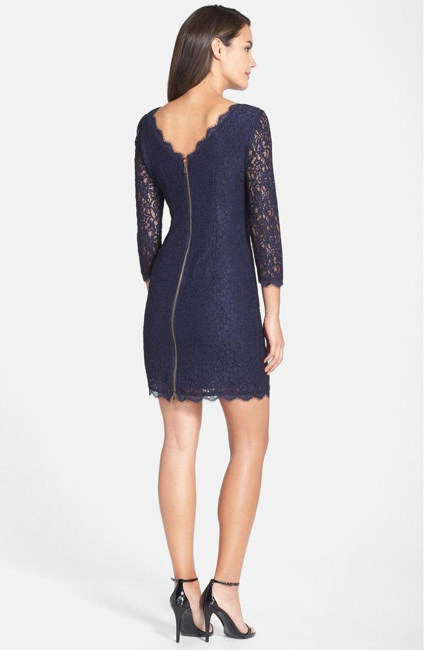 Adrianna Papell - 41864780SC Laced Scallop Hem Short Dress